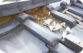 屋根雨漏り補修工事