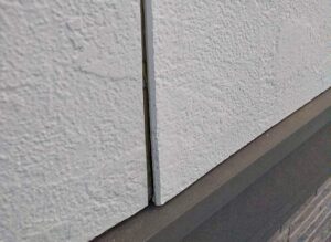 サイディング外壁のずれ写真