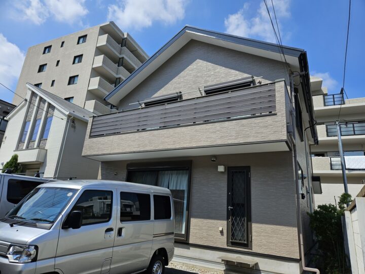 《板橋区　屋根・外壁塗装工事》