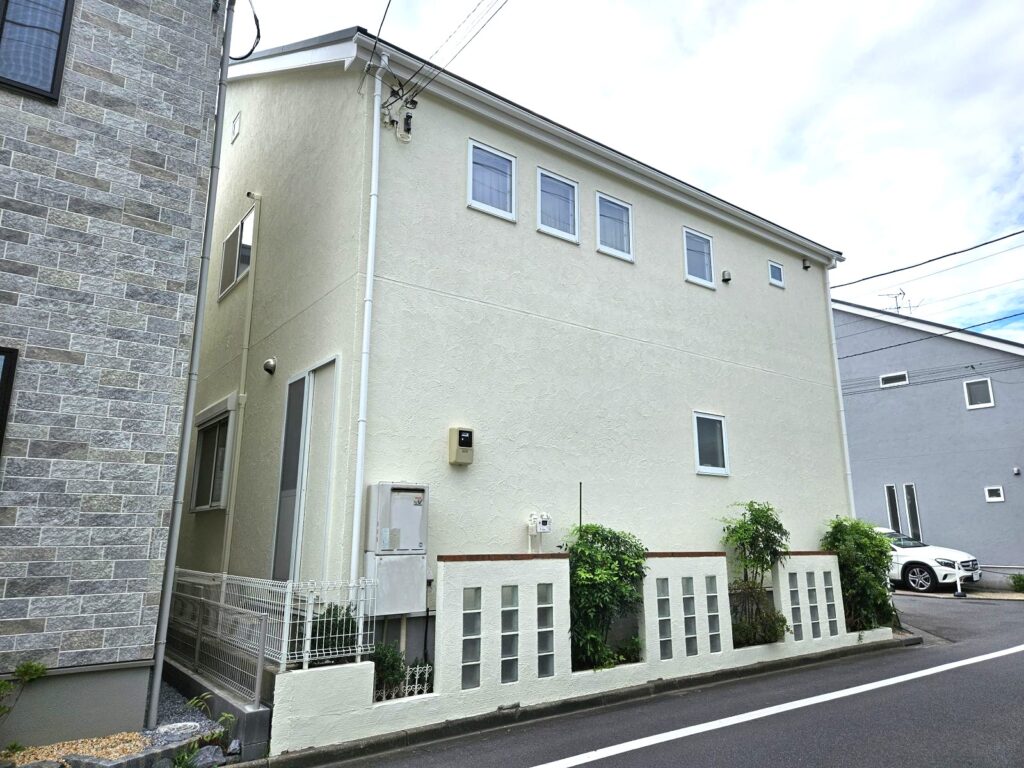 《屋根カバー工法工事・外壁塗装工事》