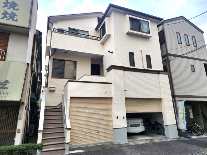 《外壁・屋根塗装工事・階段長尺シート張り》