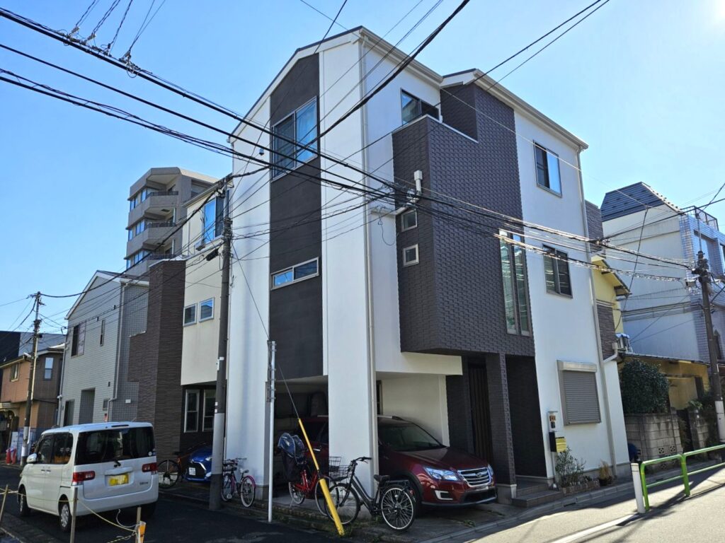 《外壁・屋根塗装(部分)工事》付帯部まで目を向けて、住まいの細部を美しく整える塗装
